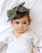 Load image into Gallery viewer, Linen Bow Headband Wrap
