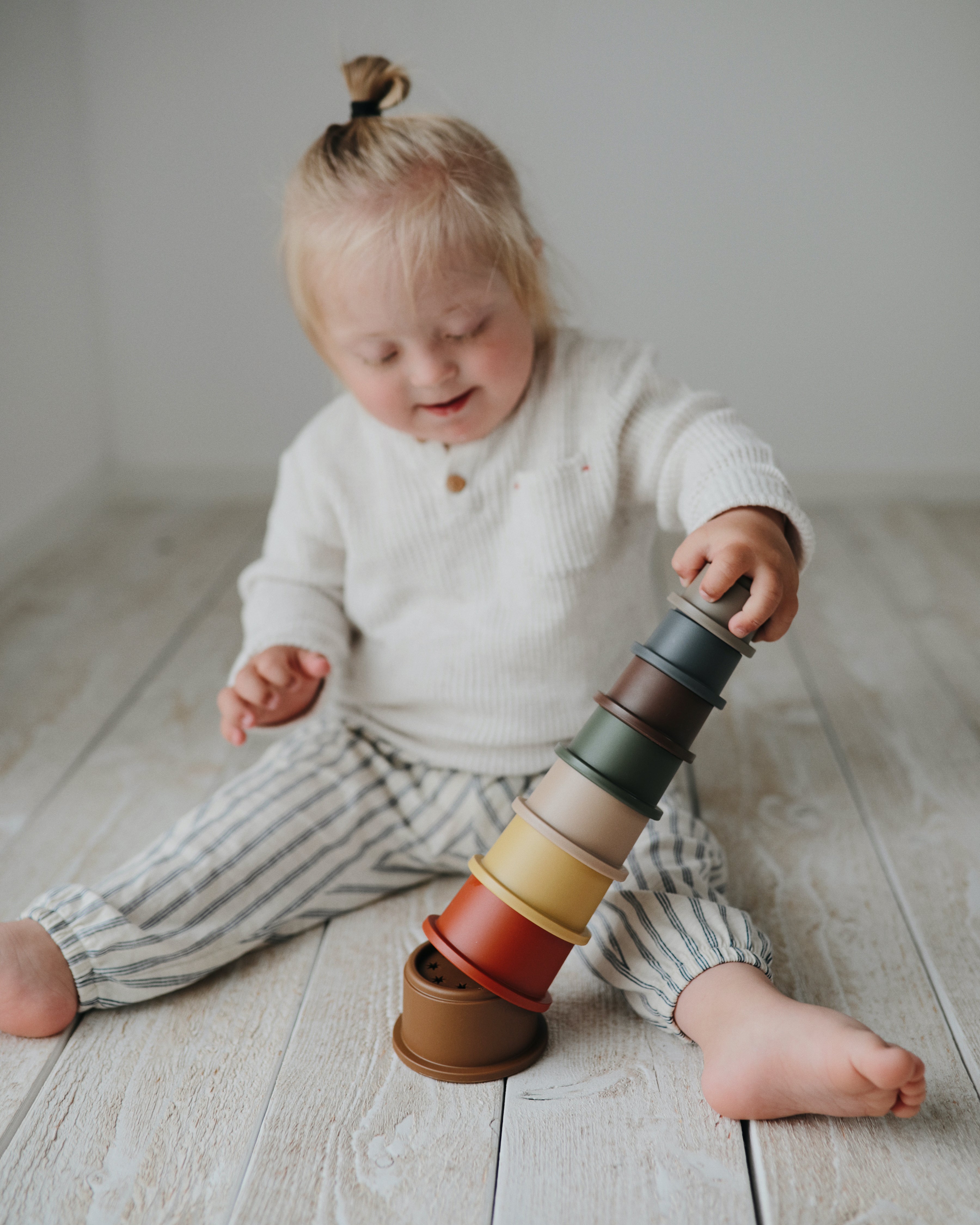 Stacking Cups (Retro)