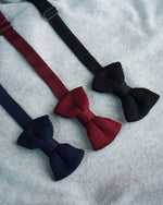 Load image into Gallery viewer, Knitted bow tie
