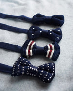 Load image into Gallery viewer, Knitted bow tie
